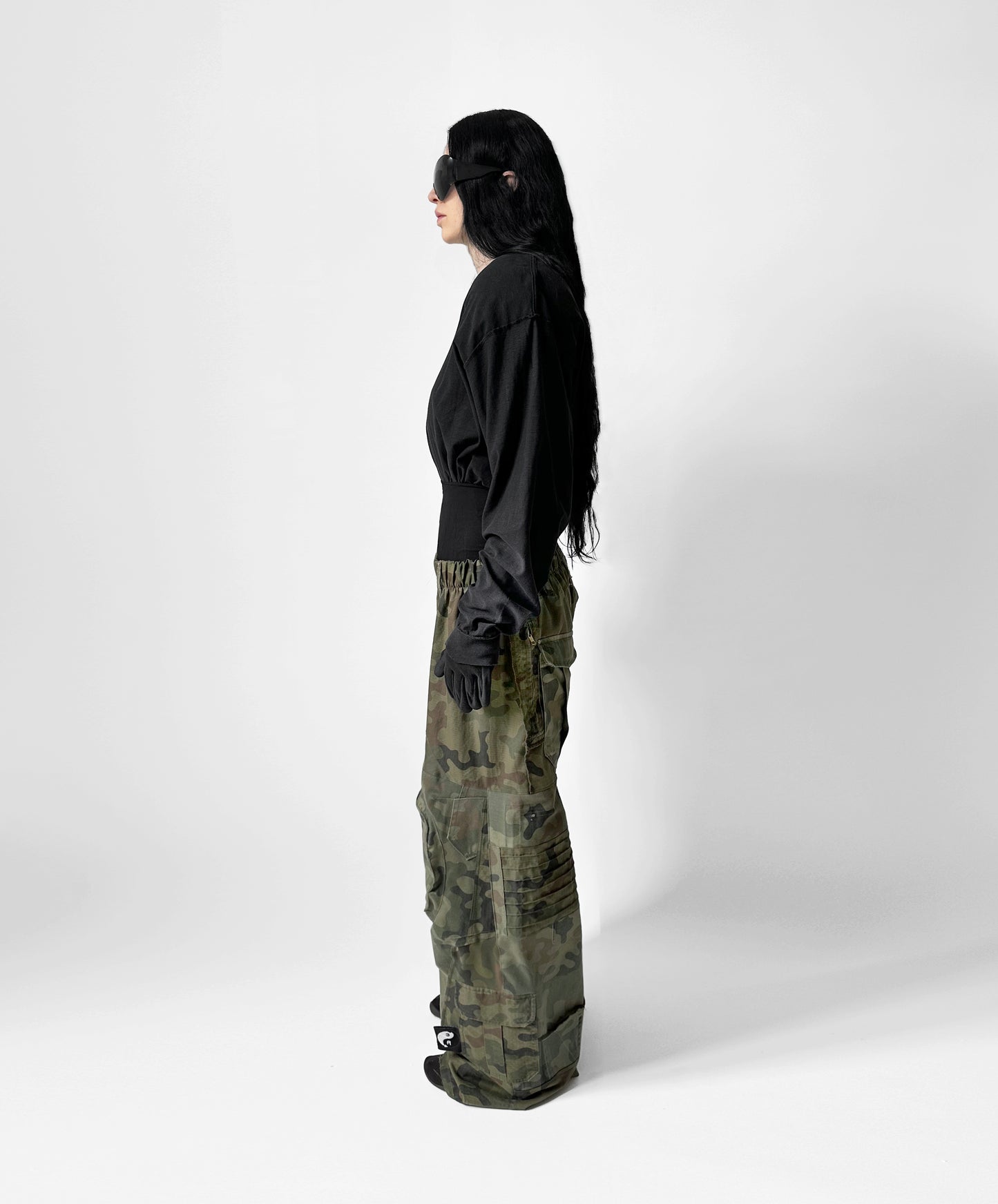 3R  UPCYCLED / FADED CAMO CARGO PANTS 1/1